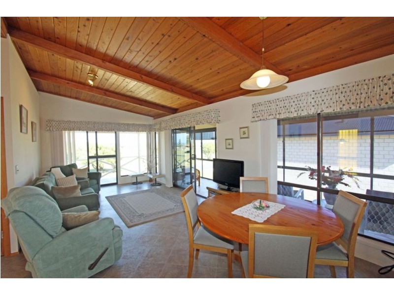 6 Bengal Street, Madora Bay WA 6210