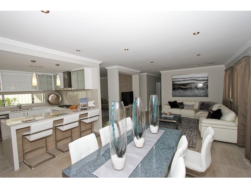 11 Barron Turn, South Yunderup WA 6208