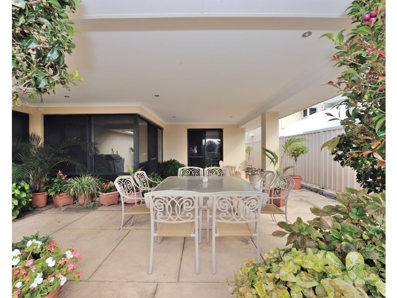 21 Abercrombie Rise, Madora Bay WA 6210