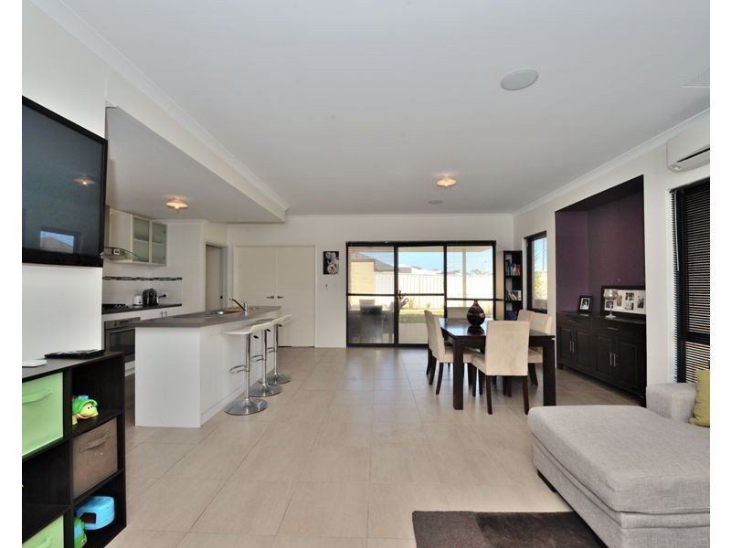 175 Yindana Boulevard, Lakelands WA 6180