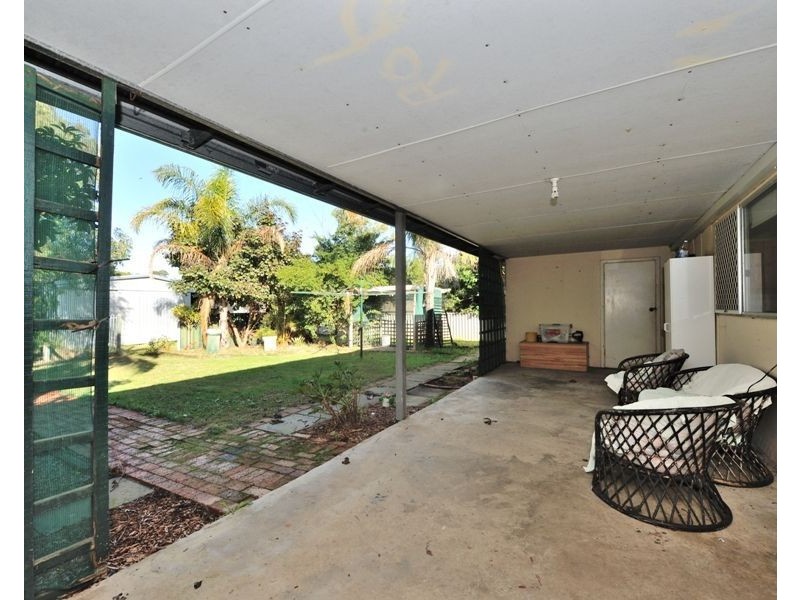 35 Roy Road, Coodanup WA 6210