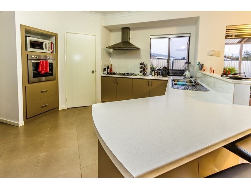 15 Eldorado Loop, Meadow Springs WA 6210