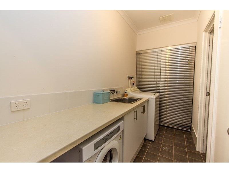 15 Eldorado Loop, Meadow Springs WA 6210