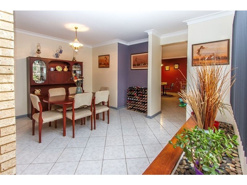 6 Sage Court, Halls Head WA 6210