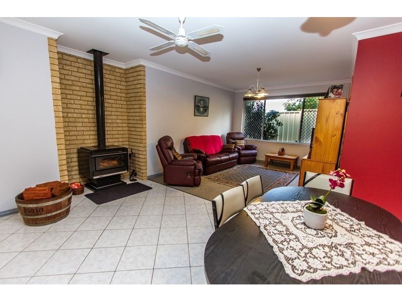 6 Sage Court, Halls Head WA 6210