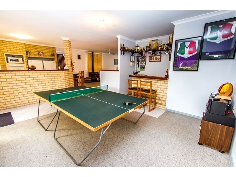 6 Sage Court, Halls Head WA 6210