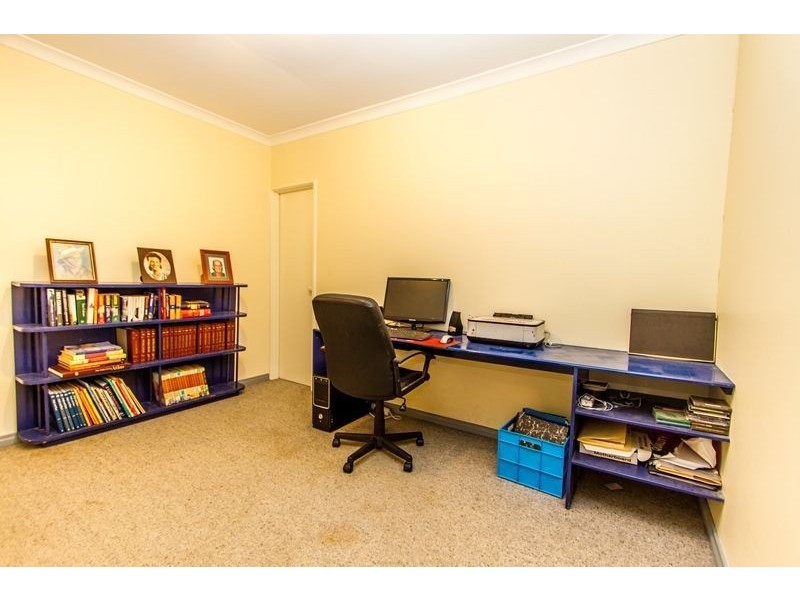 6 Sage Court, Halls Head WA 6210