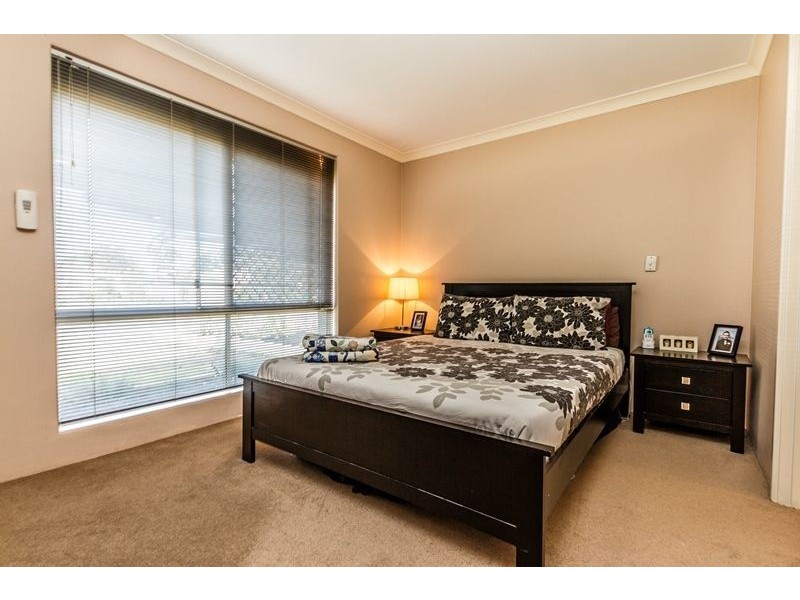 12 Coodanup Drive, Coodanup WA 6210