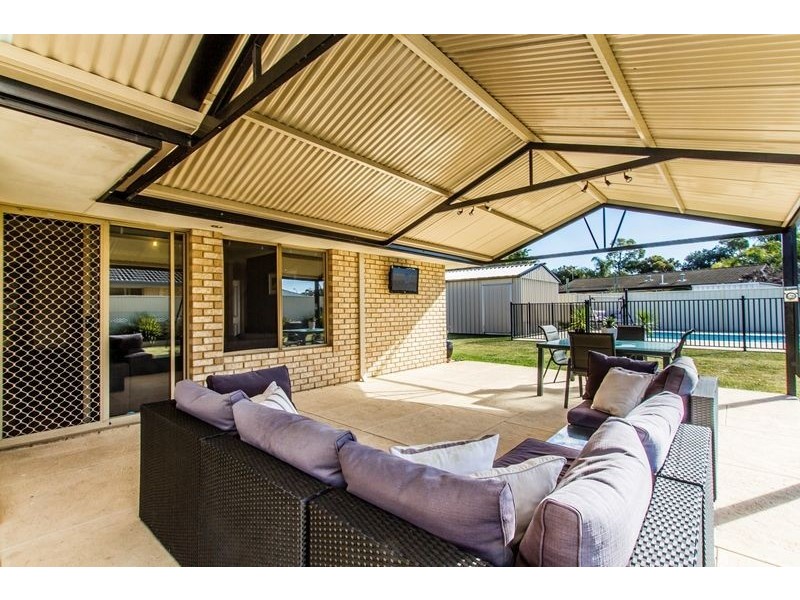 12 Coodanup Drive, Coodanup WA 6210