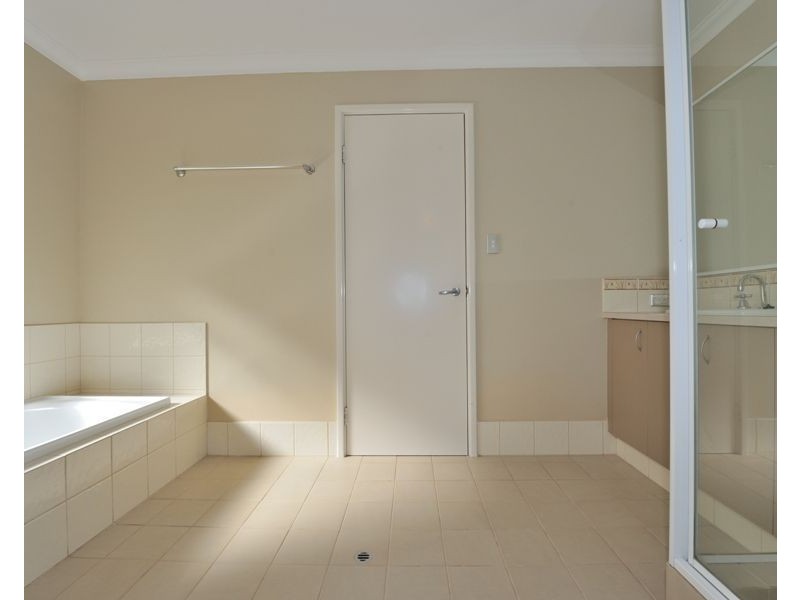 64 Iluka Road, Dawesville WA 6211