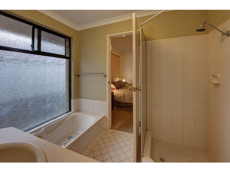 20 La Grange Place, Meadow Springs WA 6210