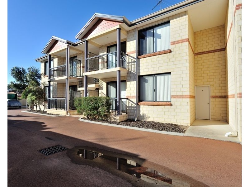 3/24 Davey Street, Mandurah WA 6210