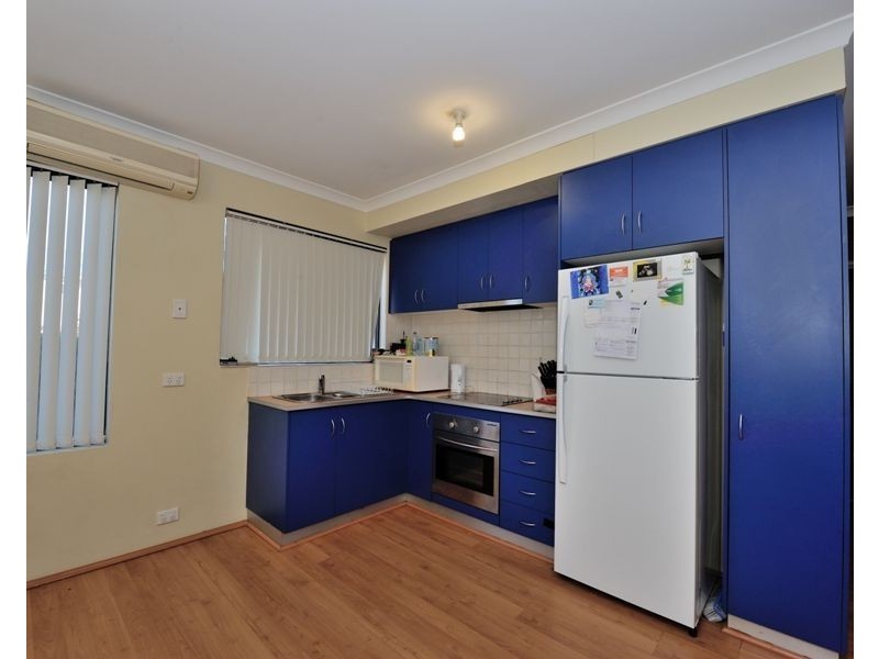 3/24 Davey Street, Mandurah WA 6210