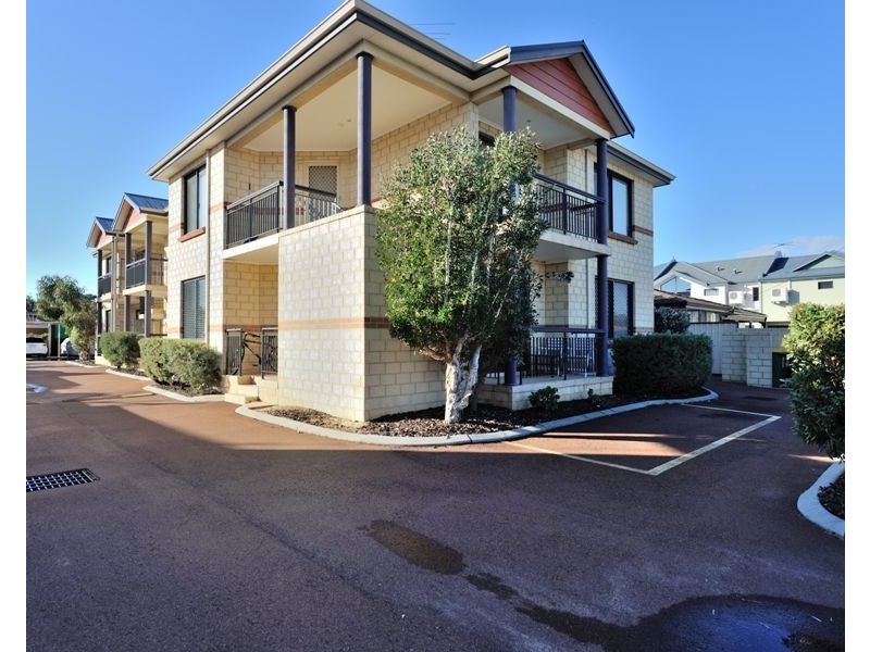 3/24 Davey Street, Mandurah WA 6210
