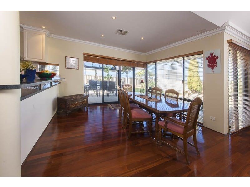 30 Spoonbill Retreat, Wannanup WA 6210