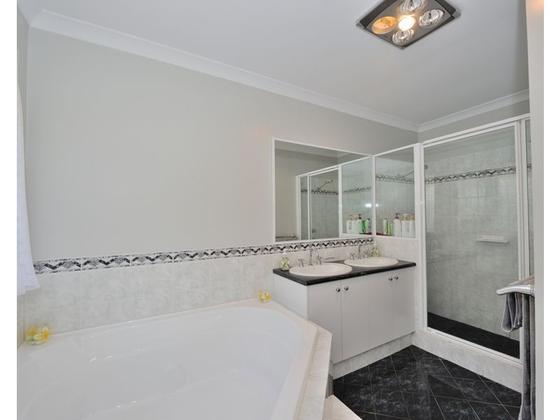 6 Alondro Way, Meadow Springs WA 6210