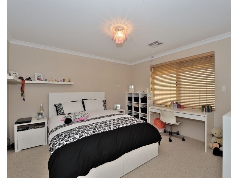 6 Alondro Way, Meadow Springs WA 6210