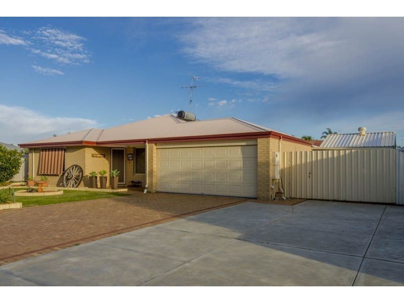 5 Lilac Green, Halls Head WA 6210