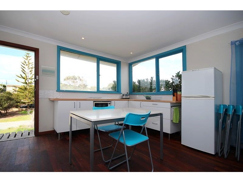 16 Leander Street, Falcon WA 6210