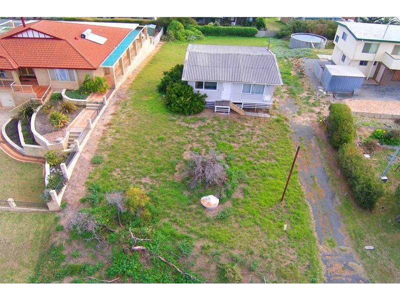 16 Leander Street, Falcon WA 6210