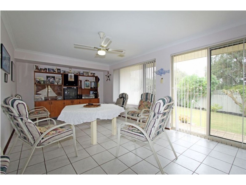 1 Sievewright Street, Silver Sands WA 6210