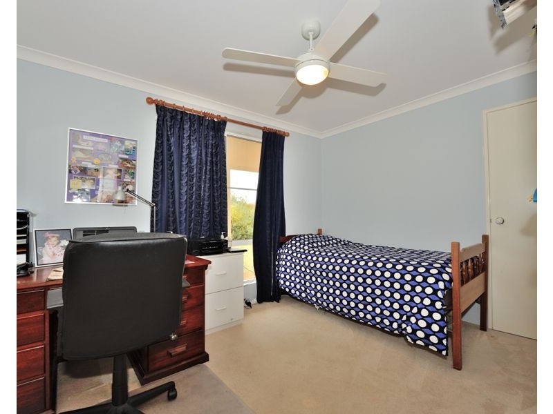 11 Midsummer Circle, Pinjarra WA 6208