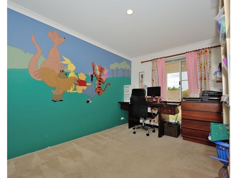 11 Midsummer Circle, Pinjarra WA 6208