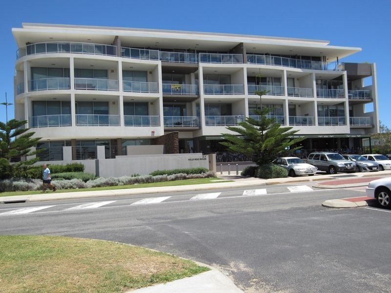 15/11 Halls Head Parade, Halls Head WA 6210