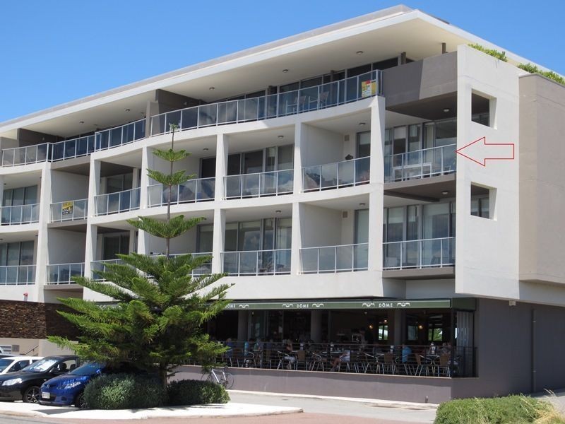 15/11 Halls Head Parade, Halls Head WA 6210