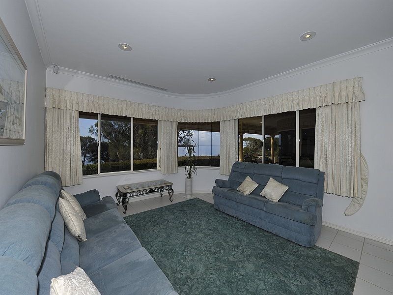 3 Conservation Loop, Erskine WA 6210