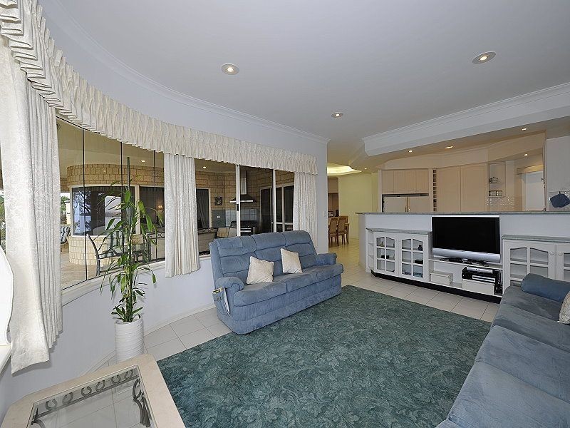 3 Conservation Loop, Erskine WA 6210