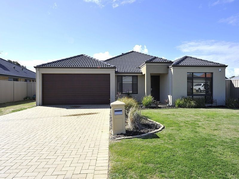 13 Wuraling Pass, Wannanup WA 6210
