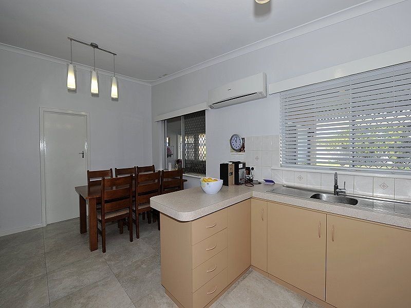 25 Gillark Street, Dudley Park WA 6210