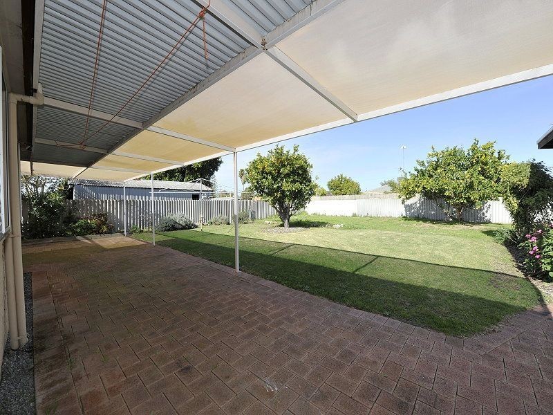 25 Gillark Street, Dudley Park WA 6210