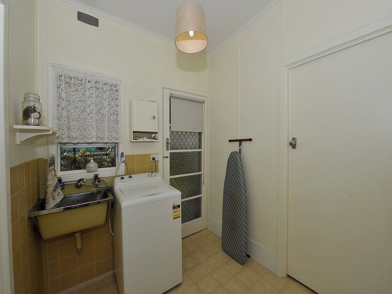 2 Barbara Street, Falcon WA 6210