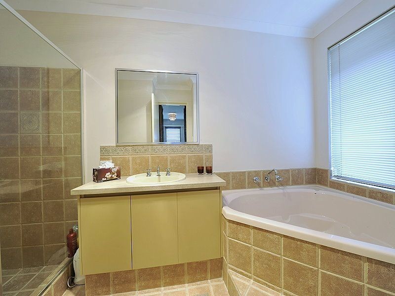 48 Marlin Way, Singleton WA 6175