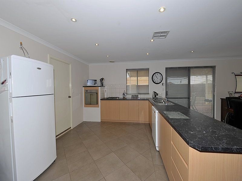 48 Marlin Way, Singleton WA 6175