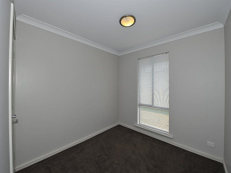 19 Collier Street, Silver Sands WA 6210