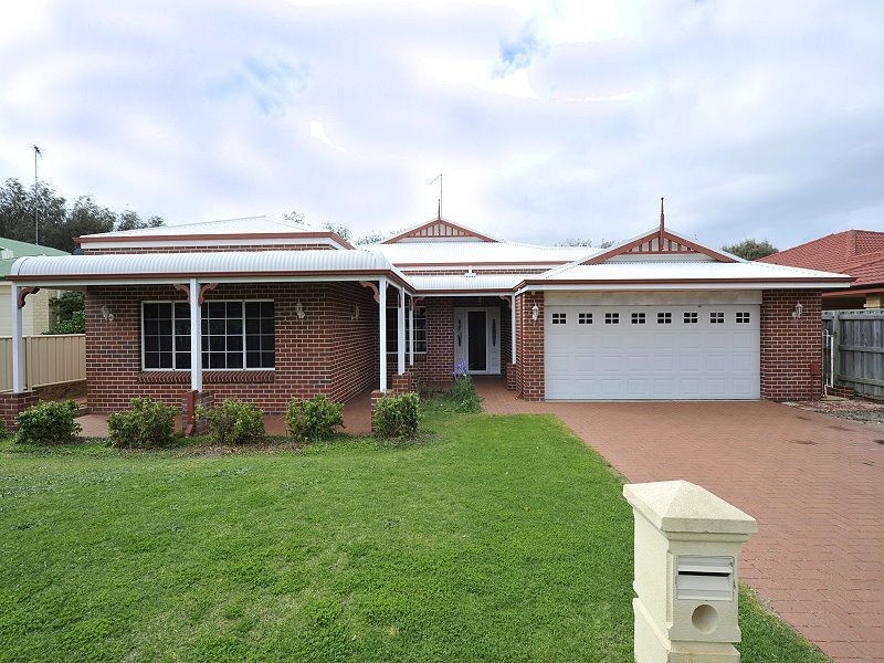 19 Hayman Retreat, Halls Head WA 6210
