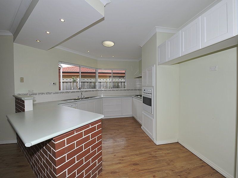 19 Hayman Retreat, Halls Head WA 6210