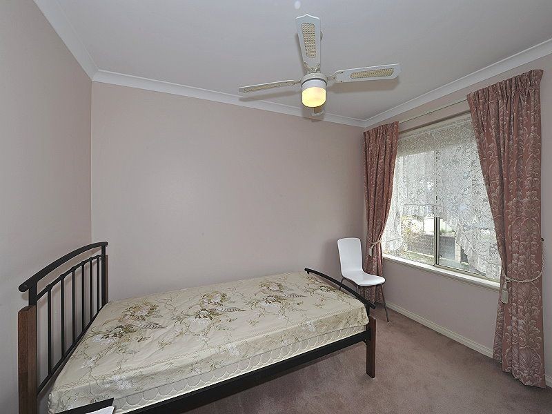 37 Mariners Cove Drive, Dudley Park WA 6210