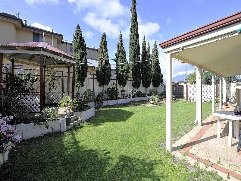 37 Mariners Cove Drive, Dudley Park WA 6210