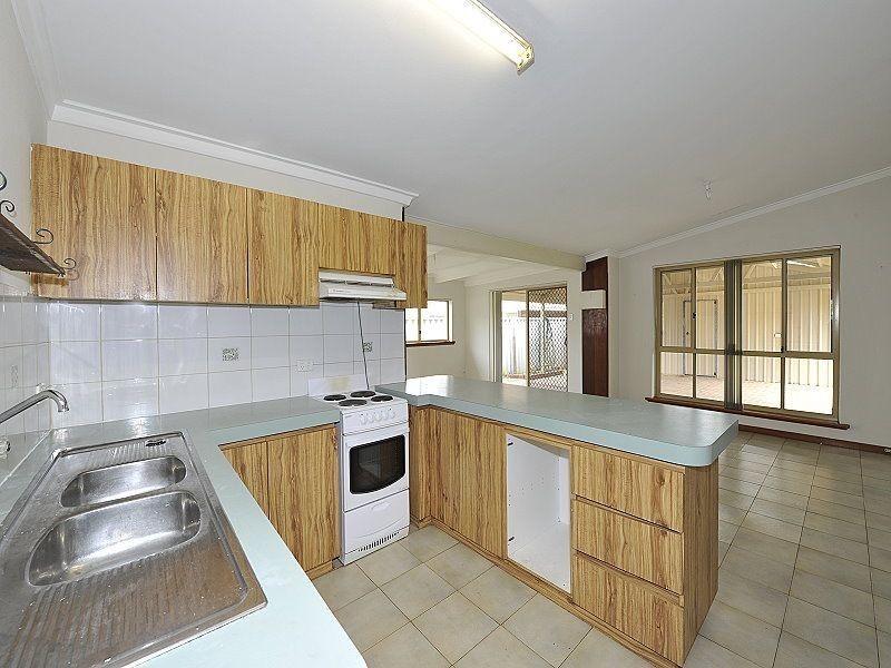 66 Marillana Drive, Golden Bay WA 6174