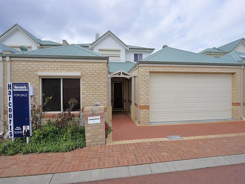 15 Myrtle Turn, Greenfields WA 6210