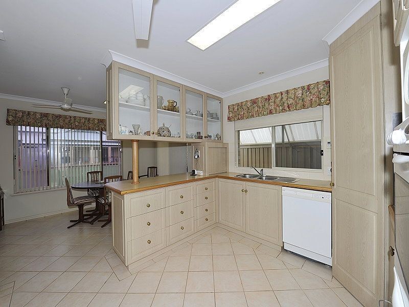 15 Myrtle Turn, Greenfields WA 6210