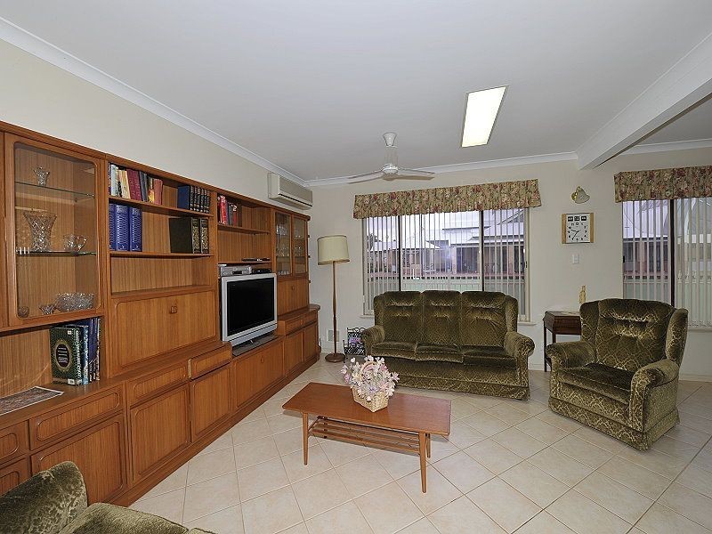 15 Myrtle Turn, Greenfields WA 6210