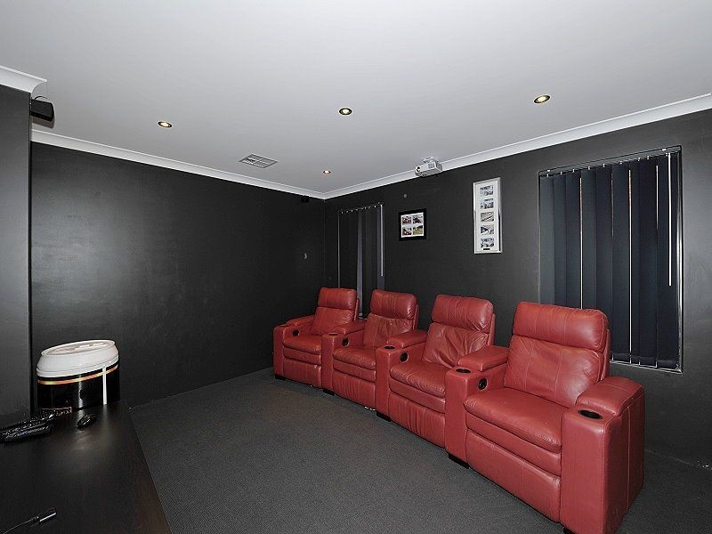 78 Badgerup Avenue, Lakelands WA 6180