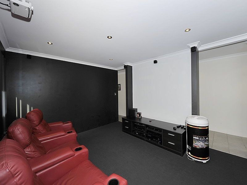 78 Badgerup Avenue, Lakelands WA 6180