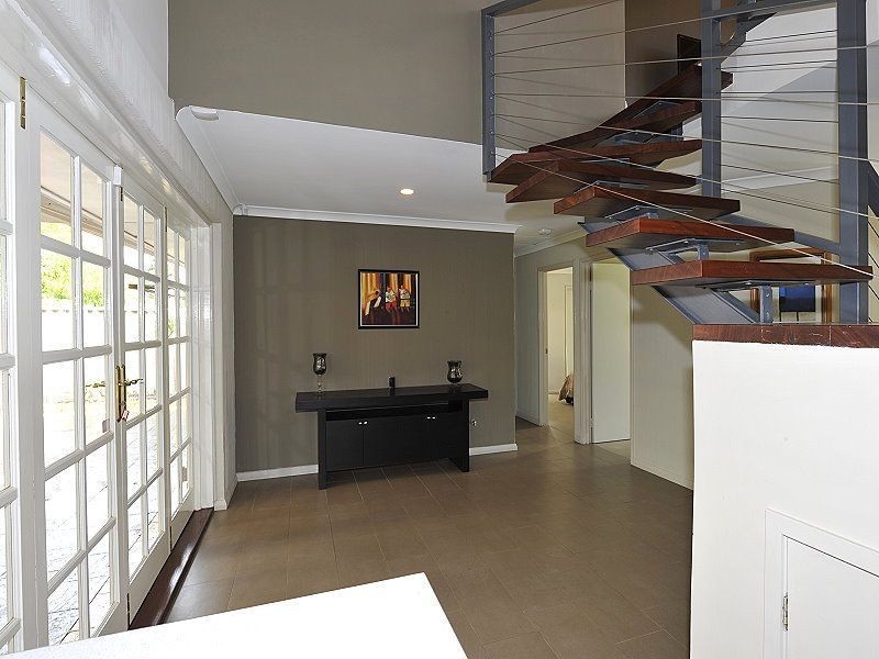 13B Valley Road, Halls Head WA 6210