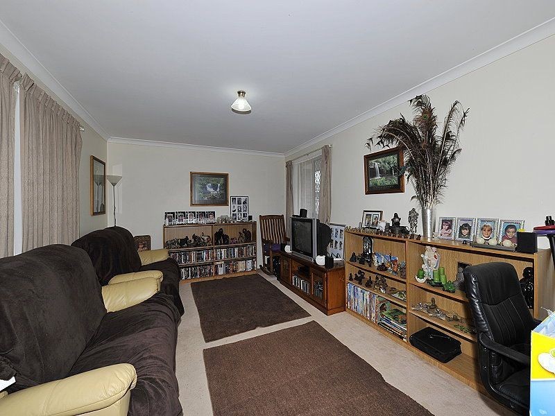 33 Mississippi Drive, Greenfields WA 6210